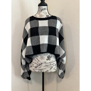 Fashion Nova Monochrome Checkered Crop Sweater Size Medium